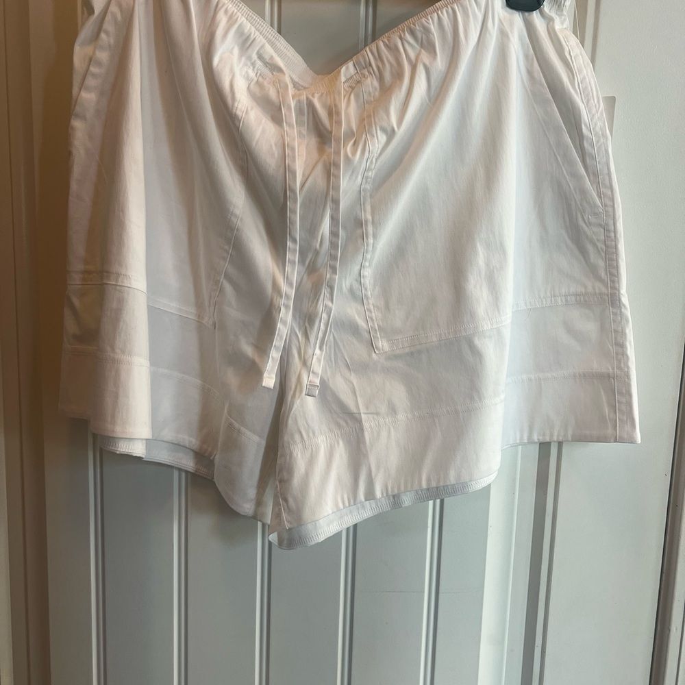 Lululemon shorts high rise women’s shorts size xl